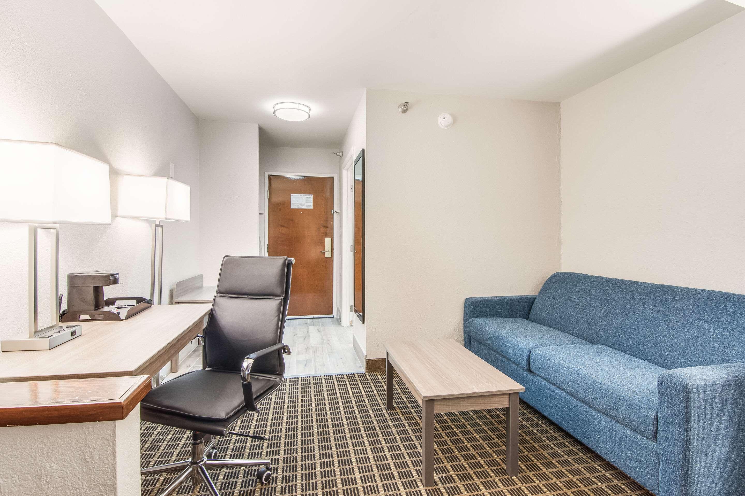 Clarion Pointe South Boston - Danville East Exteriér fotografie