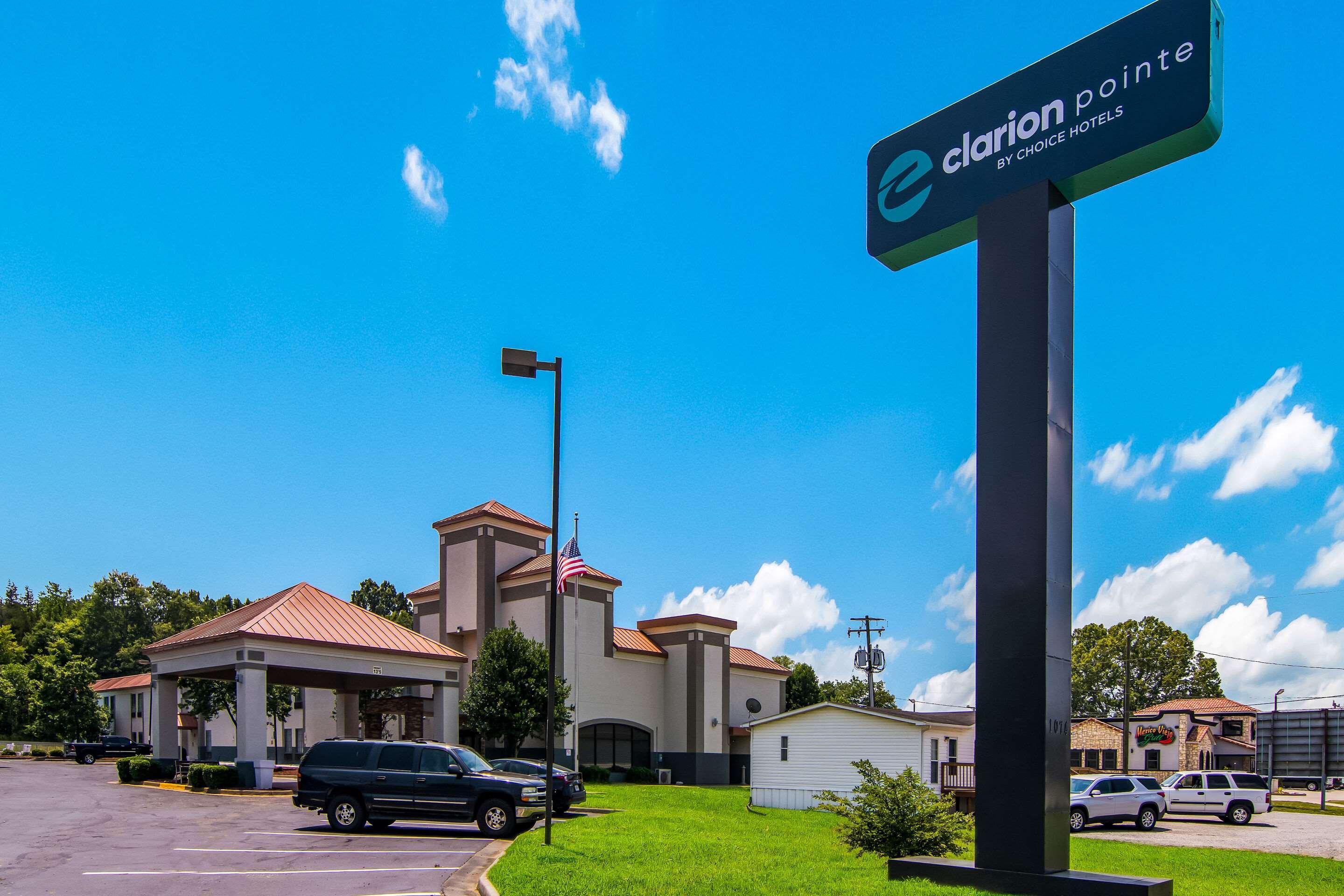 Clarion Pointe South Boston - Danville East Exteriér fotografie